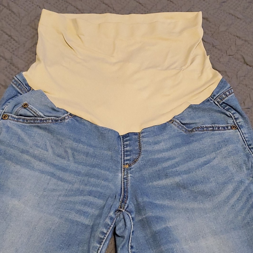 a:glow Maternity Jeans - Picture 3 of 6